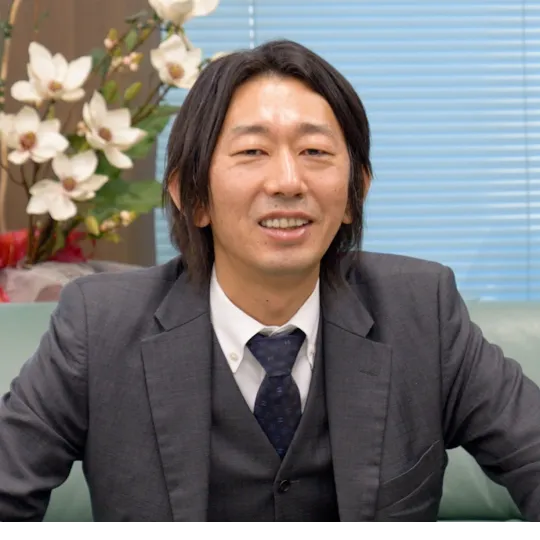 代表取締役　栗原 徹也